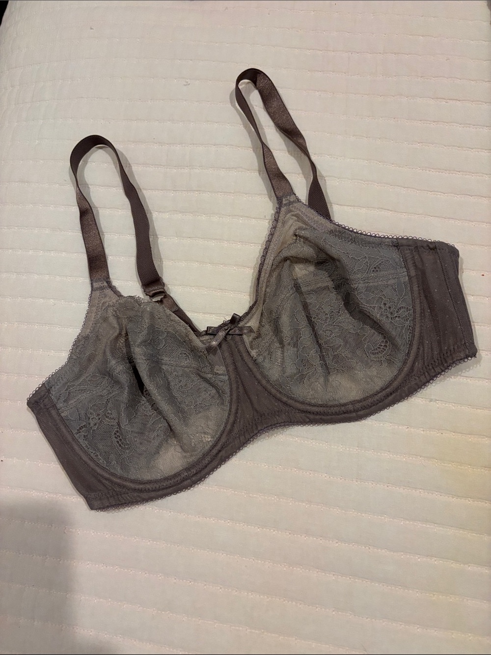 Wacoal Gray Lace Underwire Bra in Charcoal